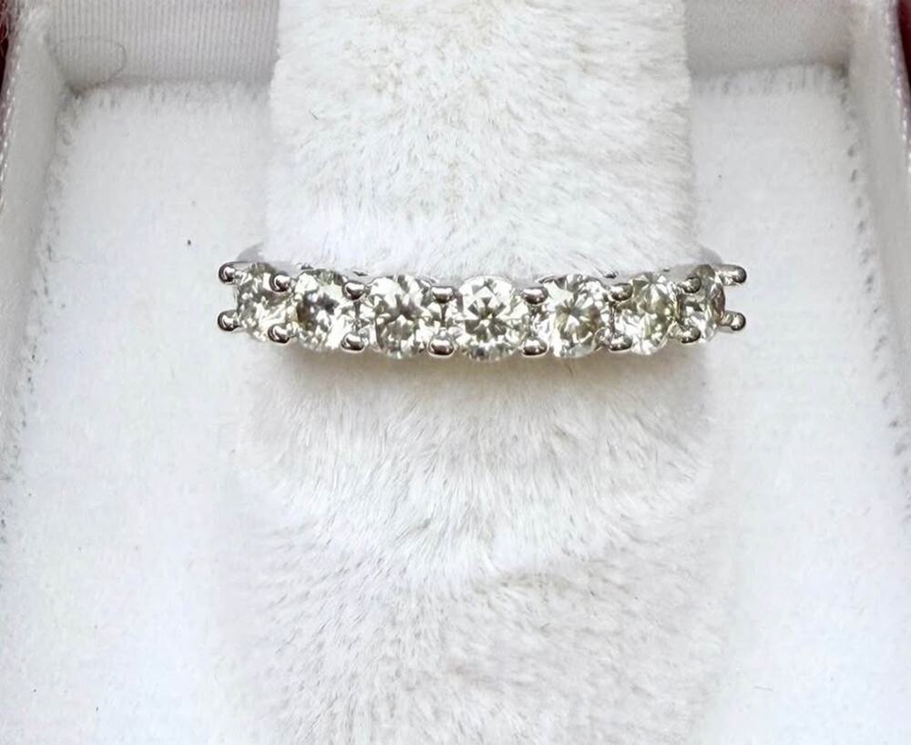 Genuine Moissanite Ring 1 Ct TW Size 8 GRA Certified S925 VVS1 & D Color